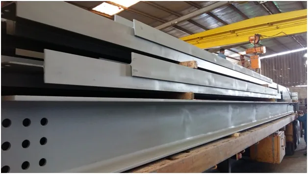 Delivery of automatic sliding gate and heavy structure.