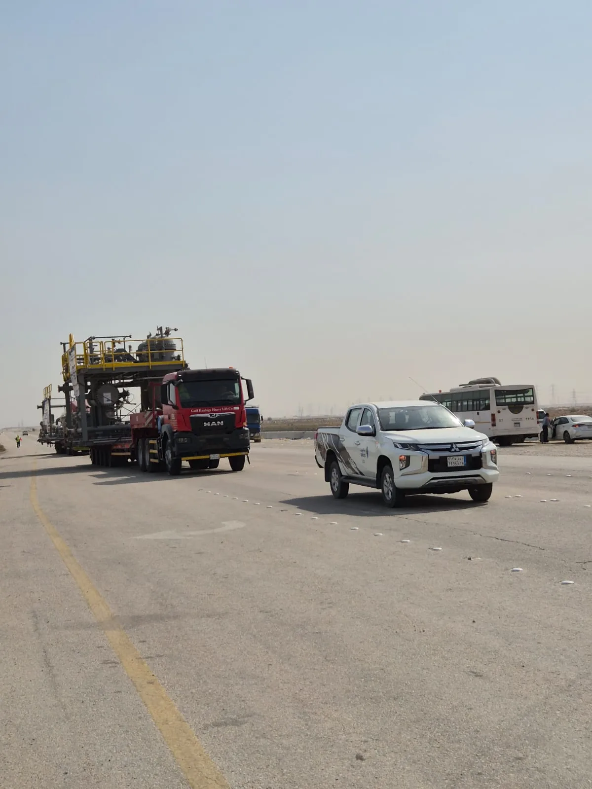 Heavy-lift transport to site